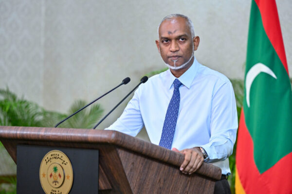 ދެ އިންތިހާބު އެއް ދުވަހެއްގައި ބޭއްވުމުން ސަރުކާރު ކެންޑިޑޭޓެއް ނުހުންނާނެ: ރައީސް